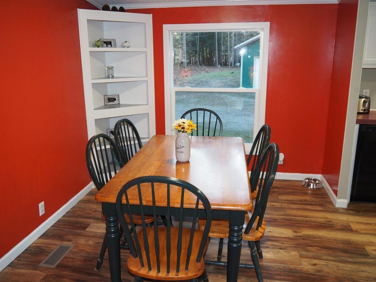 The Green Lake Getaway - Shared Lake Access! Interlochen Luaran gambar